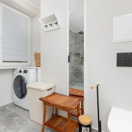 Vacation With Two Balconies By Renters