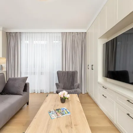 Vacation With Two Balconies By Renters Appartement Gdynia