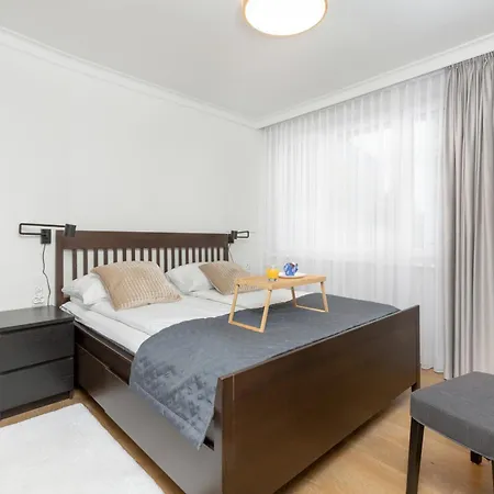 Appartement Vacation With Two Balconies By Renters